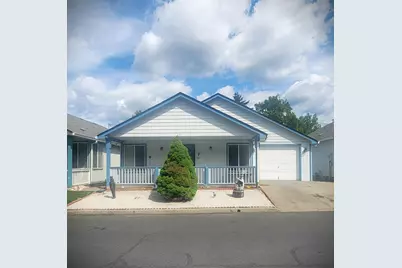 805 Bower Lane, Grants Pass, OR 97527 - Photo 1