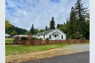 668 Montgomery Avenue, Glendale, OR 97442 - Photo 1