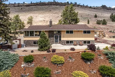 2649 SE Hill Street, Prineville, OR 97754 - Photo 1