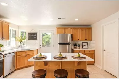 61343 Woodbury Lane, Bend, OR 97702 - Photo 1