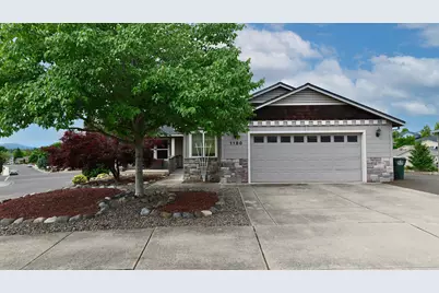 1180 Highlands Drive, Eagle Point, OR 97524 - Photo 1
