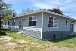 449 Adams St, Klamath Falls, OR 97601 - Photo 1