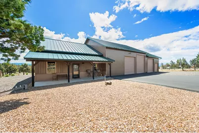 1424 SE Happy Trails Lane, Prineville, OR 97754 - Photo 1