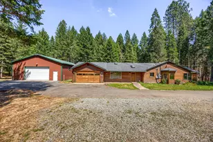 446 Marcy Loop Rd, Grants Pass, OR 97527 - Photo 1