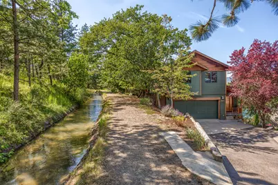 940 Pinecrest Terrace, Ashland, OR 97520 - Photo 1