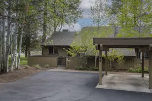 57379 Aspen Ln, Sunriver, OR 97707 - Photo 1