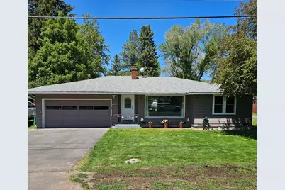 4539 Clinton Avenue, Klamath Falls, OR 97603 - Photo 1