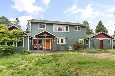 605 W 4th Street, Phoenix, OR 97535 - Photo 1