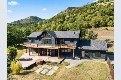 3562 N River Road, Gold Hill, OR 97525 - Photo 1