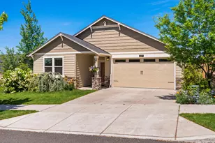 4677 SW Volcano Ave, Redmond, OR 97756 - Photo 1