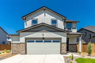 21633 SE Fuji Dr, Bend, OR 97702 - Photo 1