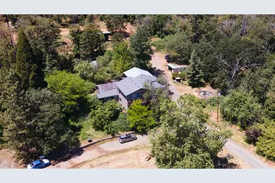 251 W Savage Creek Road, Grants Pass, OR 97527 - Photo 1