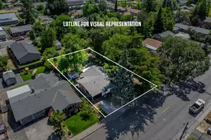 235 NE Savage St, Grants Pass, OR 97526 - Photo 1