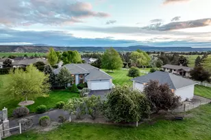 3143 NW West Hills Loop, Prineville, OR 97754 - Photo 1