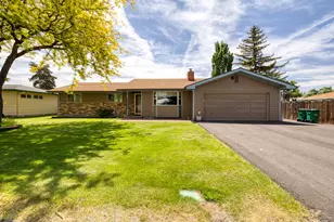 5030 Barry Ave, Klamath Falls, OR 97603 - Photo 1