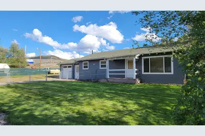 320 High Street, Mitchell, OR 97750 - Photo 1