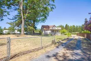 5480 Redwood Ave, Grants Pass, OR 97527 - Photo 1