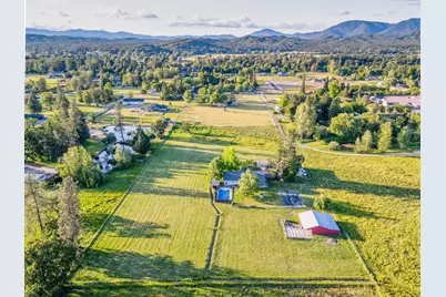3317 Leonard Road, Grants Pass, OR 97527 - Photo 1