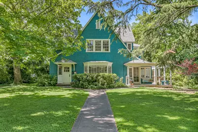 1100 S Oakdale Avenue, Medford, OR 97501 - Photo 1