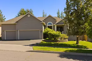 2474 NW Hemmingway St, Bend, OR 97703 - Photo 1