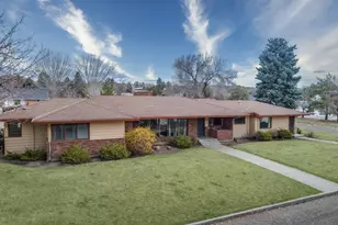 640 NE B St, Madras, OR 97741 - Photo 1