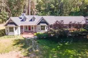 970 Wards Creek Rd, Rogue River, OR 97537 - Photo 1