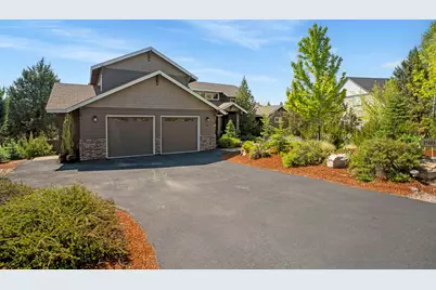 1910 Murrelet Drive, Redmond, OR 97756 - Photo 1