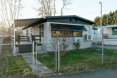 351 Beechwood Drive, Grants Pass, OR 97526 - Photo 1