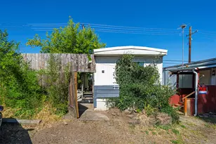 1565 Siskiyou Blvd, Ashland, OR 97520 - Photo 1