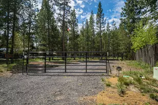 17255 Canvas Back Dr, Bend, OR 97707 - Photo 1