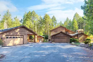 445 Bonnie Ln, Grants Pass, OR 97527 - Photo 1