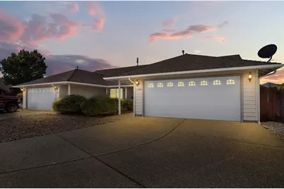 1698 Nunnwood Lane, Grants Pass, OR 97527 - Photo 1