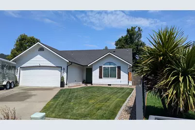 1930 NW Donovan Court, Grants Pass, OR 97526 - Photo 1