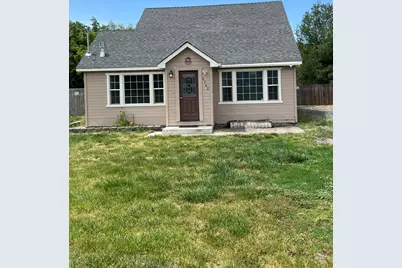 4702 Summers Lane, Klamath Falls, OR 97603 - Photo 1