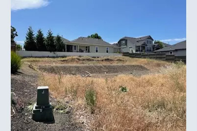 4782 Hathaway Drive, Medford, OR 97504 - Photo 1