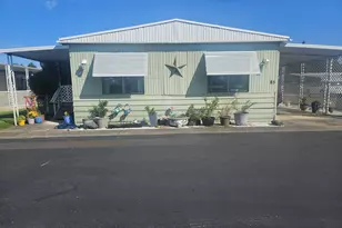 301 Freeman Rd, Central Point, OR 97502 - Photo 1