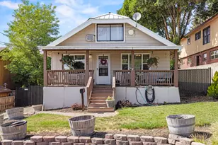 2043 Melrose St, Klamath Falls, OR 97601 - Photo 1