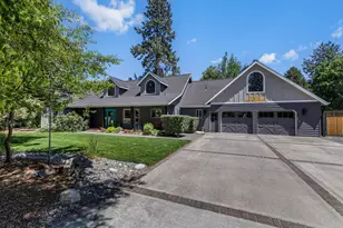 21005 King Hezekiah Way, Bend, OR 97702 - Photo 1