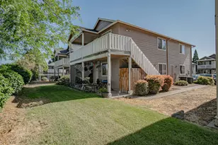 632 Valley Heart Ln, Central Point, OR 97502 - Photo 1