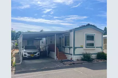 431 Ashwood Drive, Grants Pass, OR 97526 - Photo 1