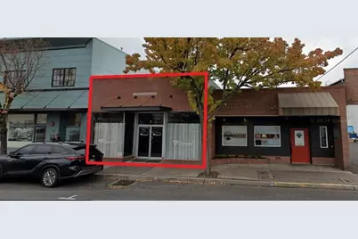 502 SW Evergreen Avenue, Redmond, OR 97756 - Photo 1