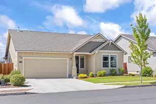 2378 SW Metolius Ave, Redmond, OR 97756 - Photo 1