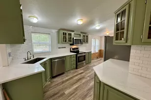 52817 Rainbow Dr, La Pine, OR 97739 - Photo 1
