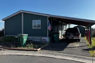 1663 Greensprings Dr, Klamath Falls, OR 97601 - Photo 1