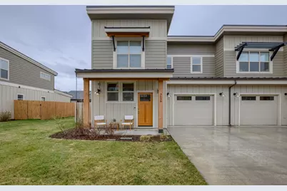 3658 SW Badger Avenue, Redmond, OR 97756 - Photo 1