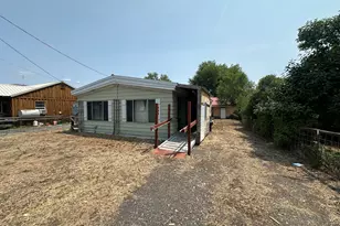 309 NW Bridge St, John Day, OR 97845 - Photo 1