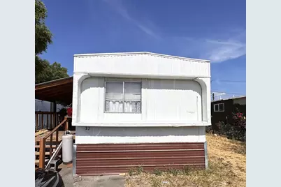 126 NW B Street #UNIT 21, Madras, OR 97741 - Photo 1