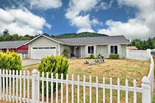 328 Outback Ln, Glendale, OR 97442 - Photo 1