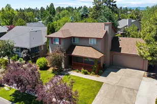 61393 Elkhorn St, Bend, OR 97702 - Photo 1