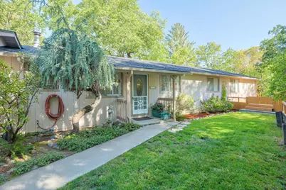 150 Fawn Drive, Grants Pass, OR 97526 - Photo 1